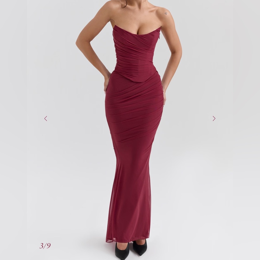 House of CB Strapless Burgundy Corset and Skirt - Picture 5 of 7